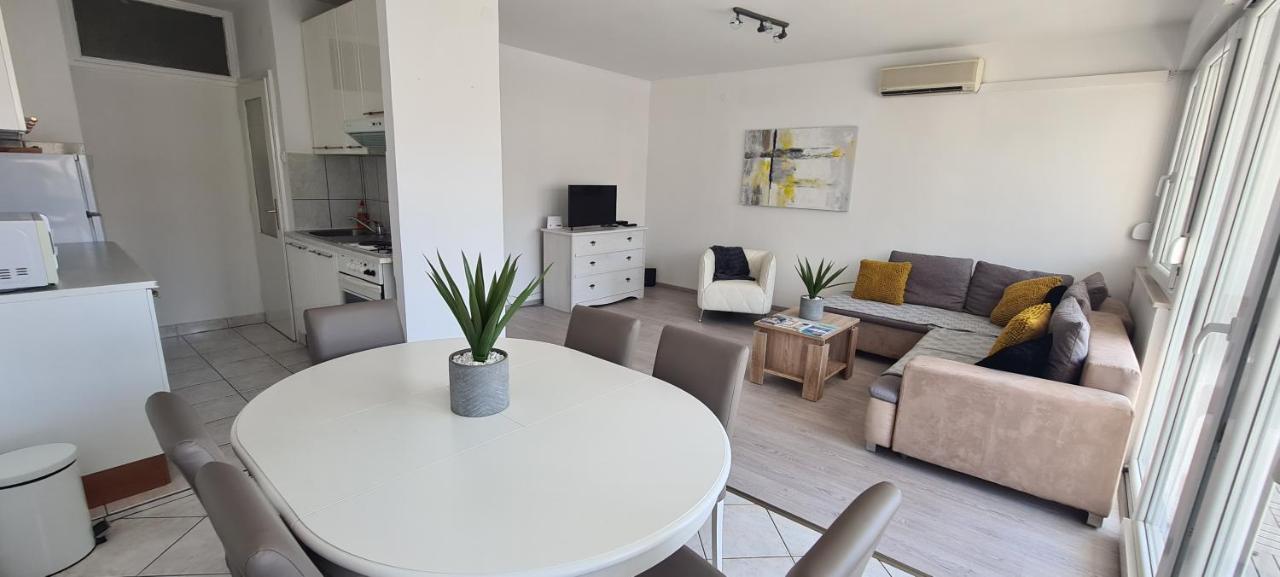 Apartment Dominis Сплит Екстериор снимка